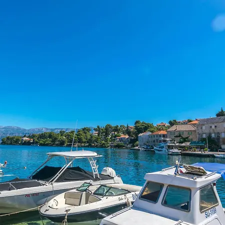 New アパート スプリツカ